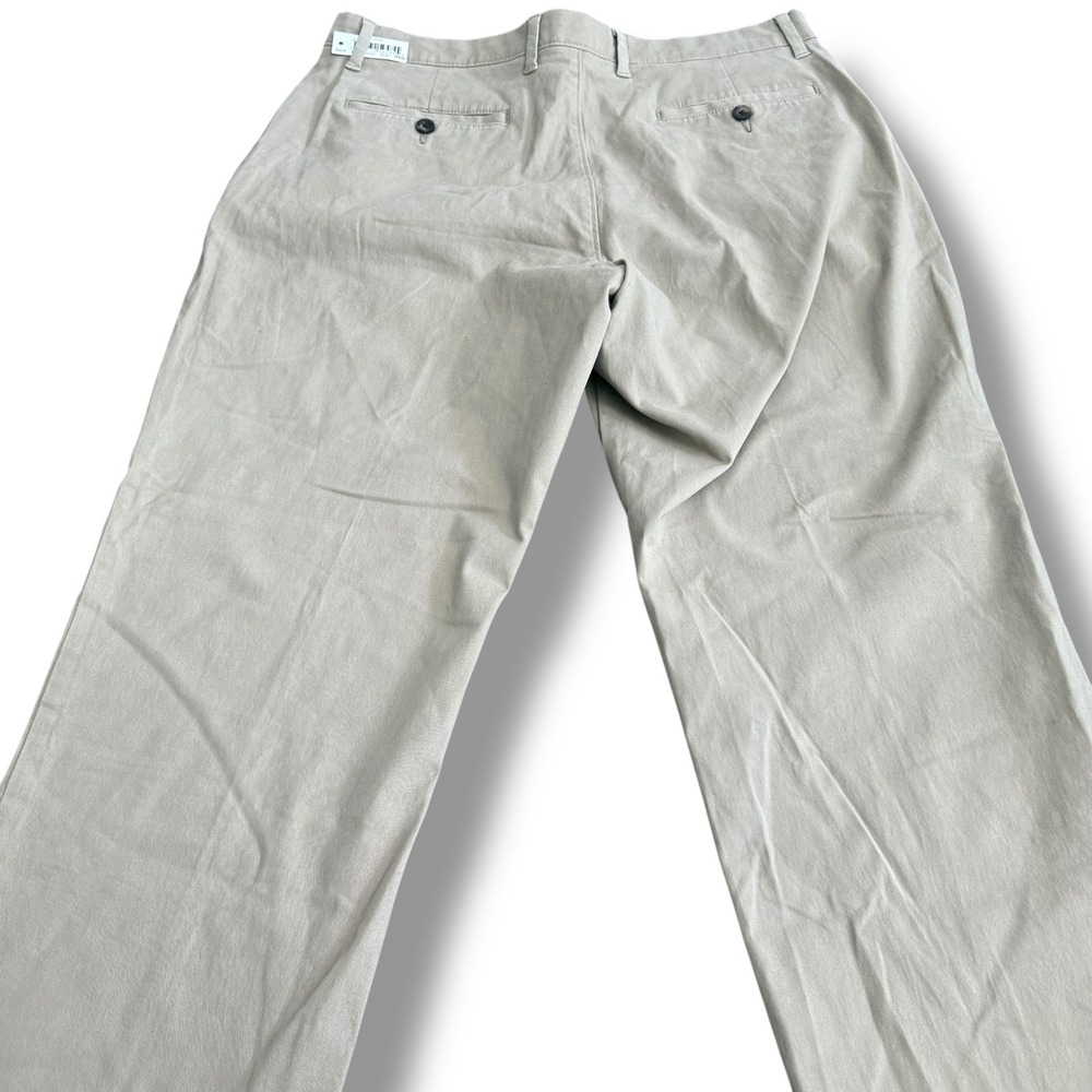 Amazon Essentials Mens Khaki Classic Fit Straight Leg Chinos Pants Size 36x28 - Picture 4 of 9